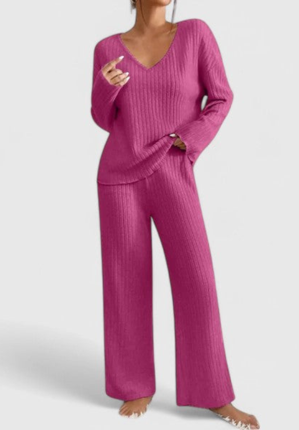Angeline™ Comfortable Set | V-Neck Sweater and Wide-Leg Ribbed Pants