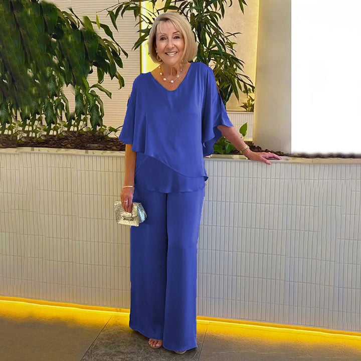 Sarina™ Elegant Two-Piece Set | V-Neck Top and Relaxed Trousers